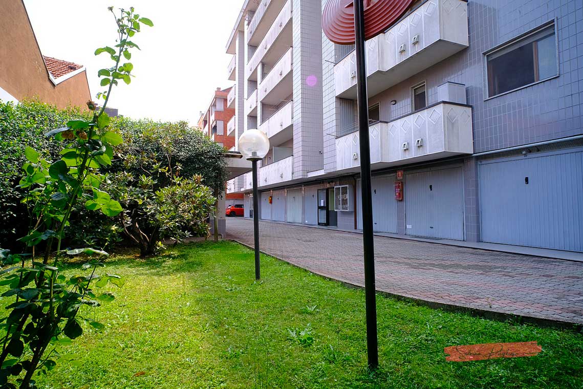 10_appartamento_4locali_Novara_S.Martino_box_terrazzo_giardino-SoluzioniRE